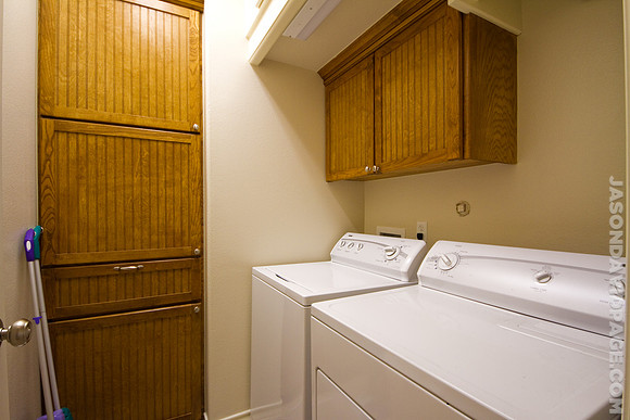 Wash / Utility Room Downstairs