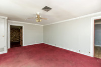 4317 Leonard