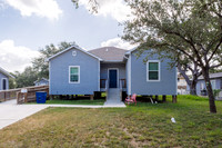 341 Woodlawn