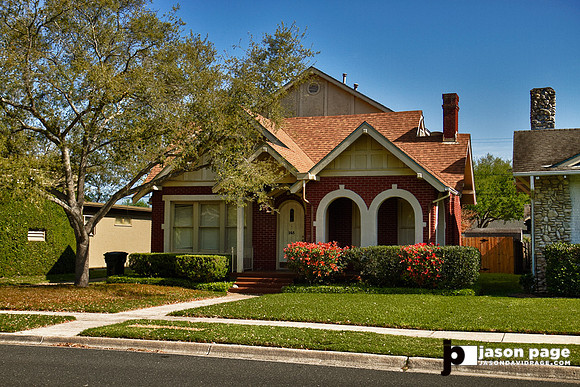 Oblique Front Yard