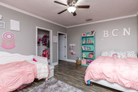 421 S Kossuth